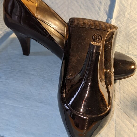 Nine West Black Patent Leather Heels – Size 6.5M - Picture 1 of 2